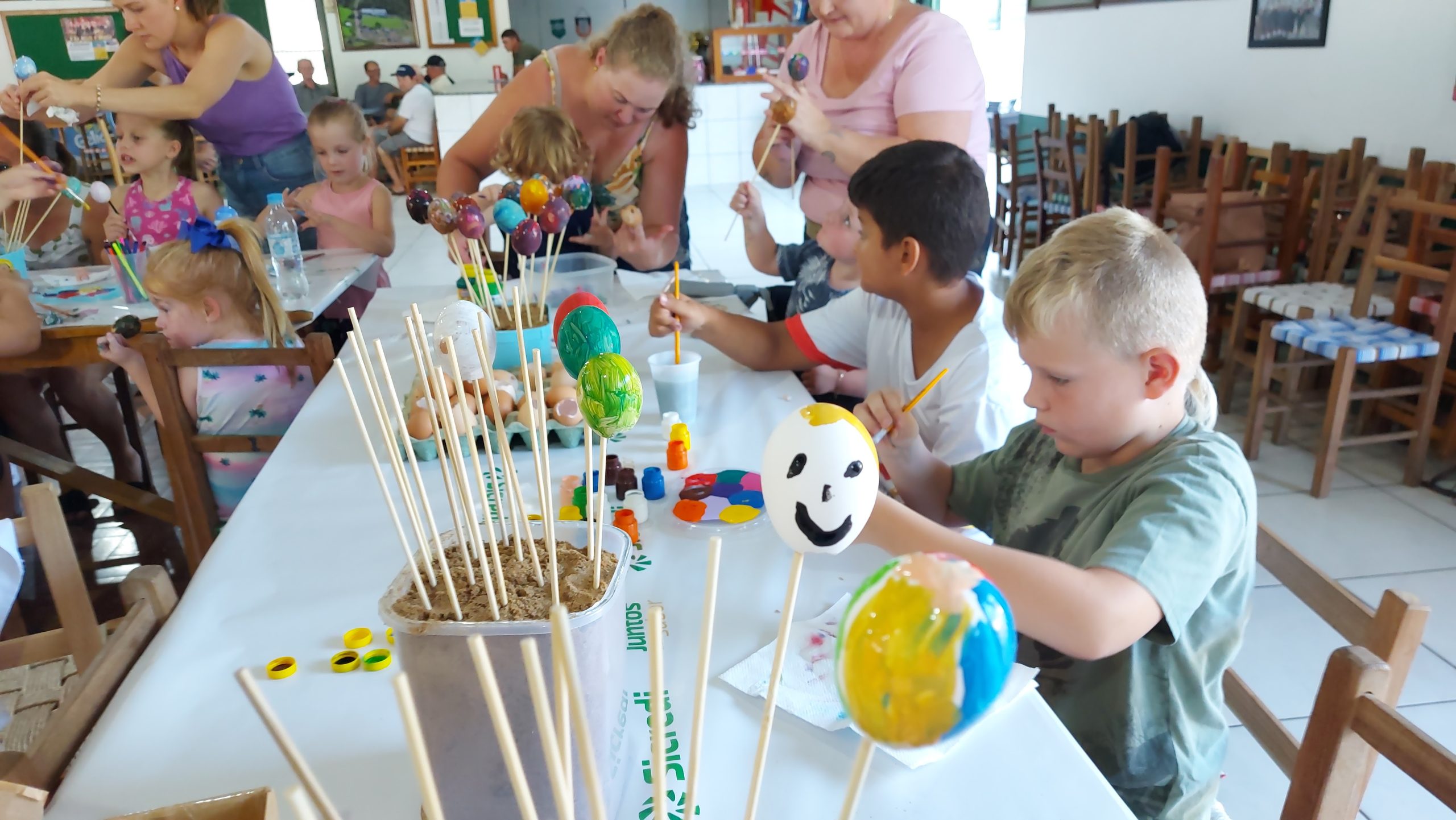 EIRFARBENFEST em Linha Berlim, município de Westfália 